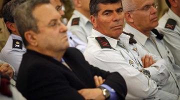 باراك سيُحاكم أشكنازي بتهمة اهانة قيم جيش الاحتلال