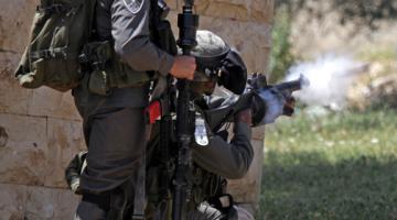 إصابة العشرات بالاختناق في بلعين