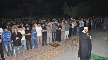 بالصور.. الجهاد الاسلامي يقيم صلاة الحاجة نصرةً للأسرى شمال القطاع