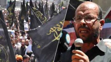 بالصور.."مفجر ثورة السكاكين" خلال مسيرة: الحديد لا يفل إلا الحديد أسرانا لن يتحرروا إلا بالمقاومة
