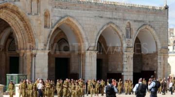 85 جندي صهيوني يقتحمون باحات المسجد الأقصى