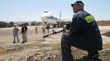 غداً..العدو يجري مناورة بمطار بن غوريون تحاكي سقوط طائرة