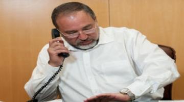 المتطرف ليبرمان في زيارة رسمية لإيطاليا