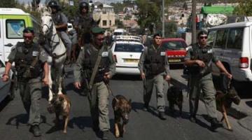 جندي تحت تأثير المخدرات يهدد بسلاحه المارة والجنود وسط تل ابيب