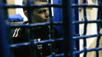 تصاعد حالات فقدان البصر في سجون العدو نتيجة الإهمال الطبي