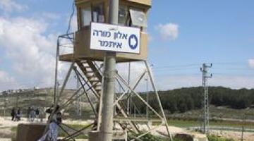 إصابة جندي إثر سقوطه عن برج مراقبة داخل قاعدة عسكرية