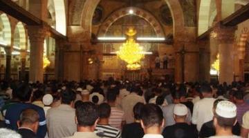 العدو: دخول القدس الجمعة للرجال فوق 40 عاماً وللنساء من كافة الأعمار