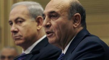 موفاز يهاجم نتانياهو بشدة: إنك تعيش في بلاد العجائب