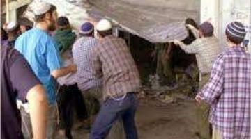 الاحتلال يقتحم منزلاً برأس العامود لإخلائه لصالح المستوطنين