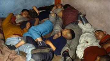 كيف يجند الموساد الصهيوني الأطفال بعد اختطافهم!