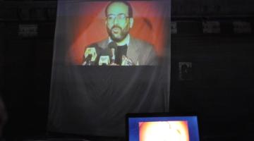 صور.. الجهاد ينظم عرضاً مرئياً بذكرى الشقاقي بمنطقة الكرامة