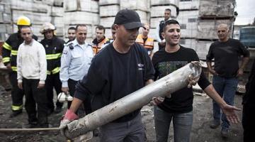 شرطة العدو تحذر من مخلفات صواريخ المقاومة التي سقطت على الكيان