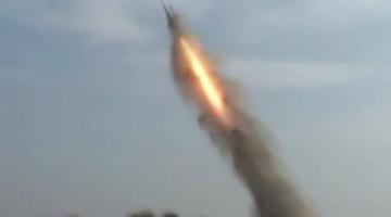 إطلاق صاروخ فجر 3 على مدينة بات يام