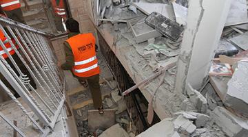 بعد أن قضت المقاومة مضاجعهم.. مسيرات لمستوطني ببئر السبع واشدود ضد التهدئة