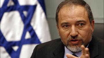 ليبرمان يتوجه إلى واشنطن لأول مرة بعد تعيينه وزيراً للحرب