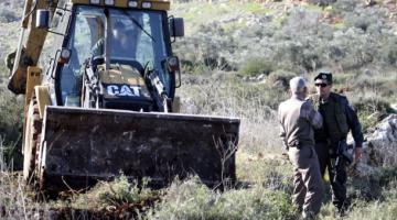 مستوطنون يجرفون 150 دونما في الأغوار