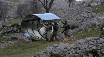 الاحتلال يهدم قرية "باب الحرية" جنوب نابلس