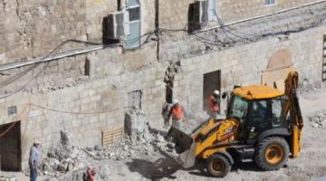 الاحتلال يسرّع عمليات تدمير طريق باب المغاربة الملاصقة للأقصى