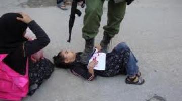 جنود العدو ينشرون صور تعذيب للفلسطينيين عبر الفيس بوك