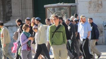 عضو كنيست صهيوني يدعو إلى اقتحام الأقصى غداً