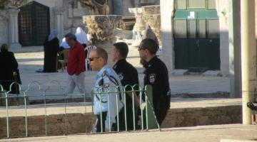 مستوطنون يستولون على محال تجارية بالقدس