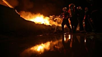 قوات الاحتلال تحرق منزلاً غرب جنين