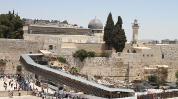 حفريات صهيونية جديدة في 3 مواقع قرب المسجد الأقصى