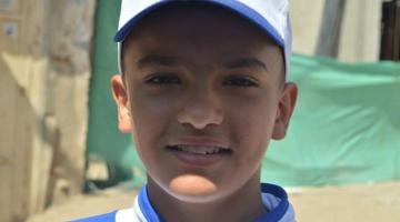 طارق .. تمنى احتضان والده الأسير فاحتضنه تراب فلسطين