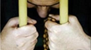 محكمة "عوفر" تزيد مدة أحكام ثلاثة أسرى