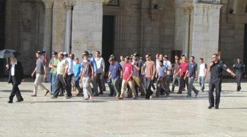 جنرال صهيوني يدعو الطلبة اليهود لاقتحام المسجد الاقصى