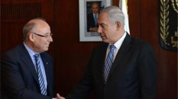 زجاجة عطر تحدد مصير محافظ بنك الكيان الصهيوني