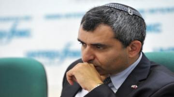 صيحات "الله أكبر" تجبر نائب وزير خارجية العدو على مغادرة ساحات الأقصى