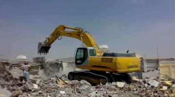 الاحتلال يسلم إخطارات هدم بالخليل