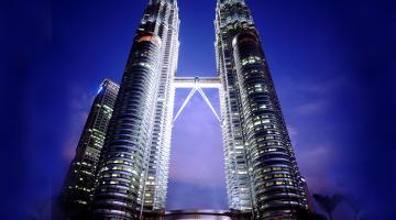 الجيش الصهيوني يُصور أبراج ماليزيا على أنها بغزة