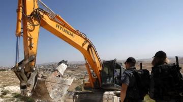 الاحتلال يقيم حديقة فوق مقبرة العباسية