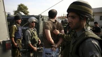 الاحتلال يعتقل شابين على حاجز عسكري جنوب جنين