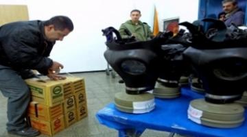 الإقبال الكثيف على الكمامات الواقية يعكس حالة الذعر لدى الصهاينة