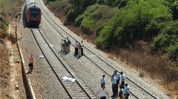 مصرع صهيونيين دهسا بعجلات قطار في حيفا