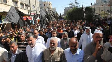 وقفات التضامن مع الاسير القيق تتحول لافراح بانتصاره على السجان