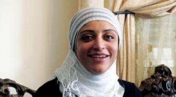 الأسيرة العيساوي تتعرض للضرب وتعزل في زنزانة