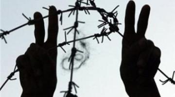 أسير في "النقب" يخوض إضراباً مفتوحاً بعد تجديد اعتقاله للمرة الثالثة