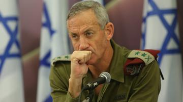 غانتس: تأخير اعمار غزة يهدد باقتراب الحرب