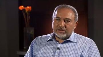 ليبرمان يدعو نتانياهو لعدم التوصل إلى أي تفاهم مع المقاومة