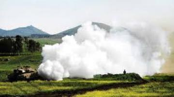 ضابط كبير: الجيش استخدم قذائف الدخان بكثافة للتغطية على خسائره