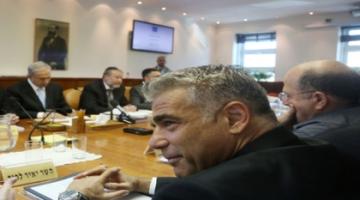 معارضة المنظومة الأمنية الصهيونية لاتفاق نتنياهو مع لبيد