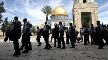 وزير صهيوني يهدد بإغلاق الحرم القدسي أمام المسلمين