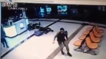 القناة الـ10: هرب جنودنا من مكان عملية بئر السبع مخزٍ