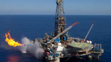 نتنياهو مسؤلاً على التنقيب عن الغاز الطبيعي بفلسطين