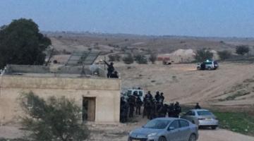 شهيد ومقتل صهيوني باقتحام الاحتلال قرية "أم الحيران" لهدمها