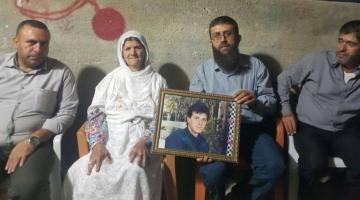 وفد من الجهاد يزور بيوت شهداء لسرايا القدس في طولكرم